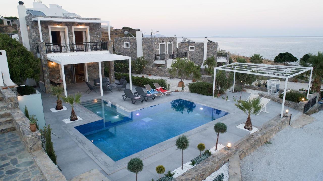 Achlia Beach Villa 외부 사진