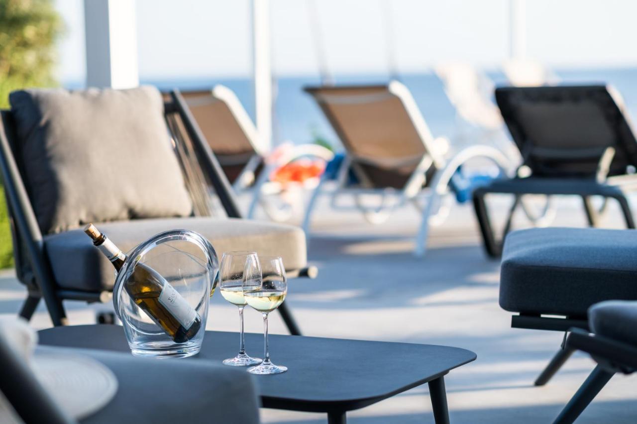 Achlia Beach Villa 외부 사진